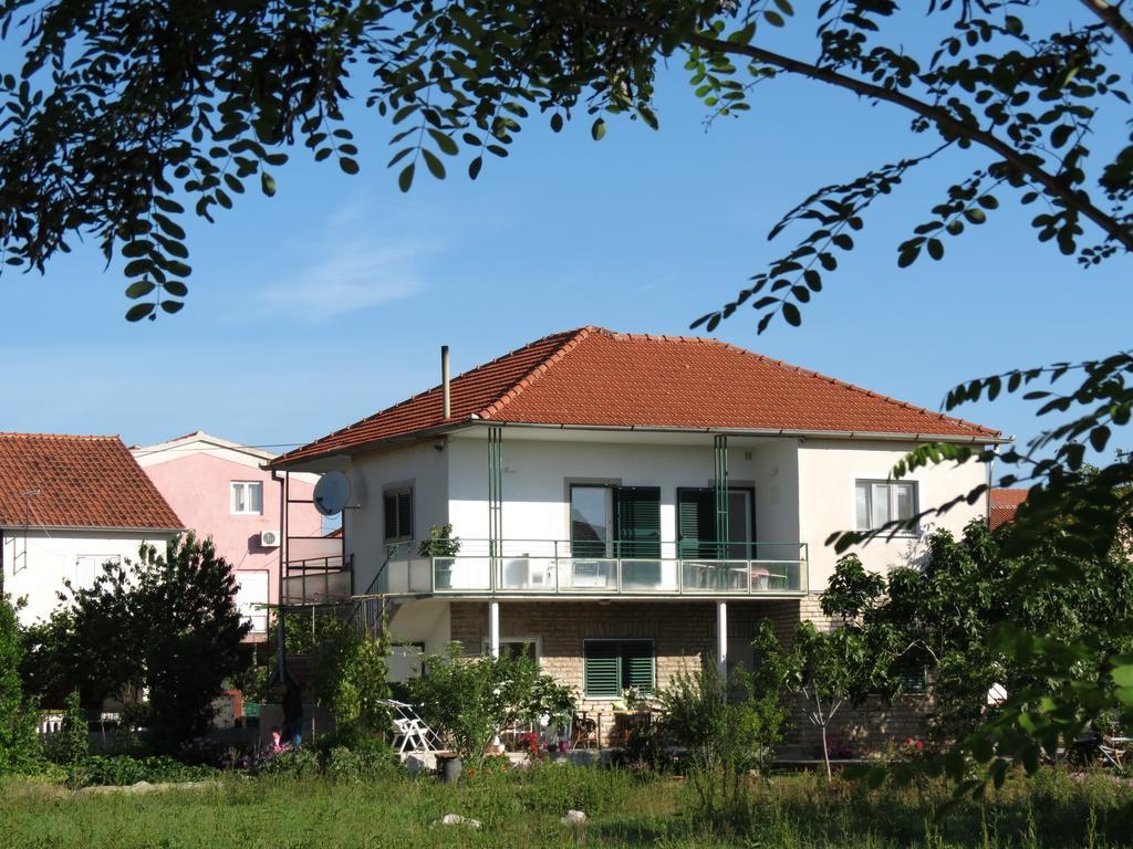 Apartments Grubisin Трибунь Екстер'єр фото